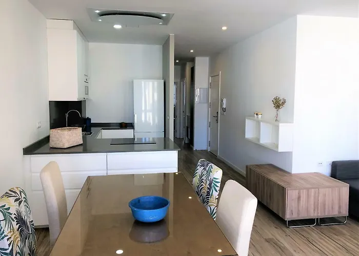 4 De Autor Daire Lugo